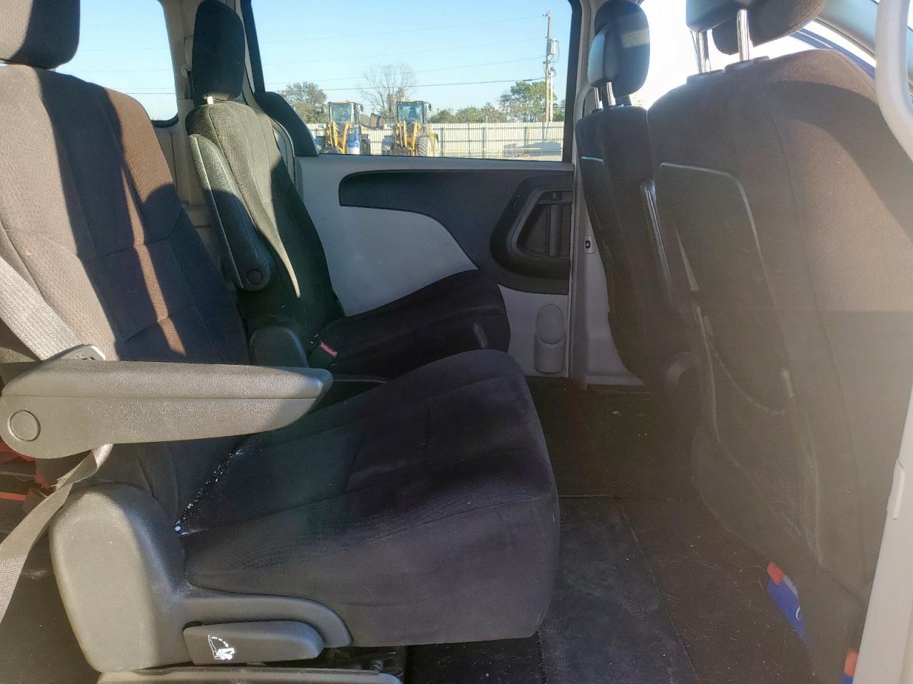 2011 DODGE GRAND CARAVAN
