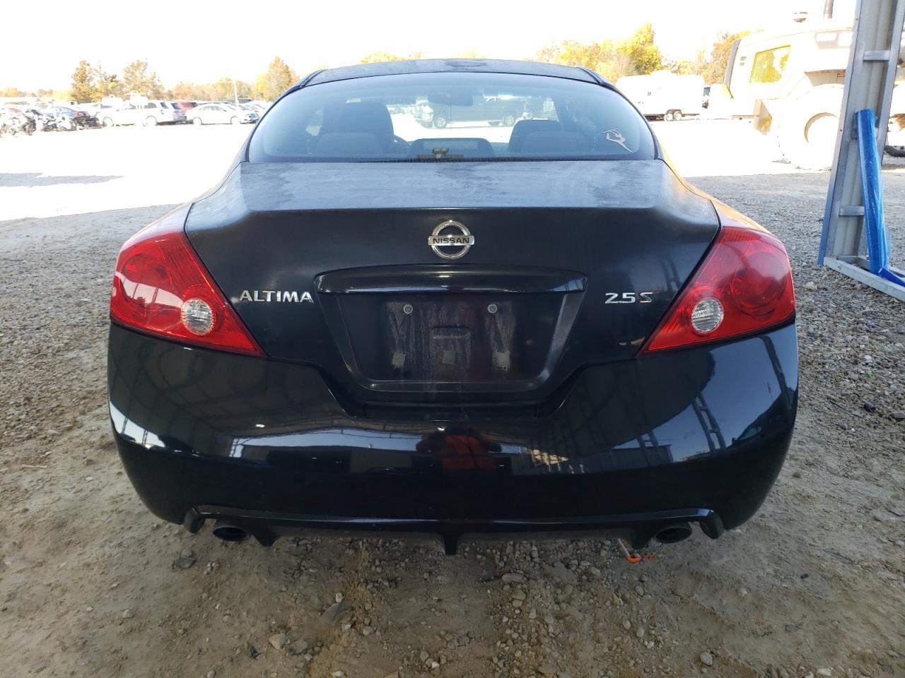 2010 NISSAN ALTIMA