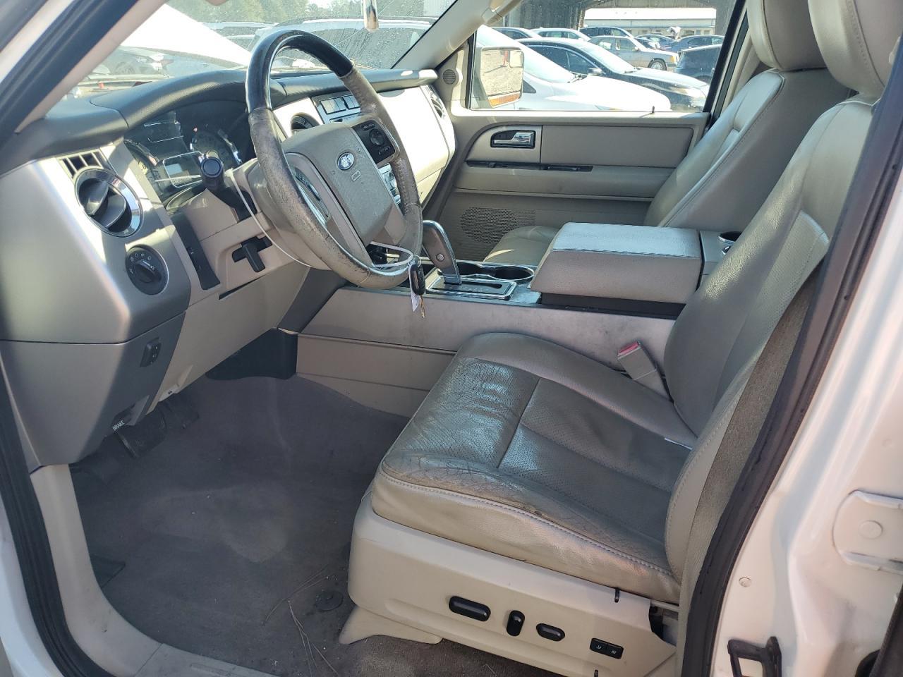 2013 FORD Expedition