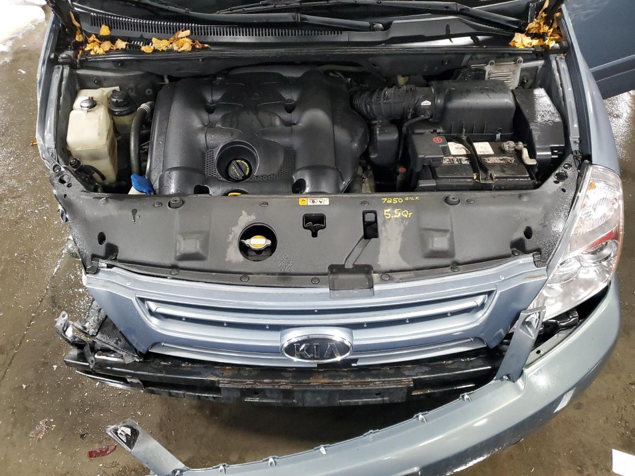 2009 KIA SEDONA
