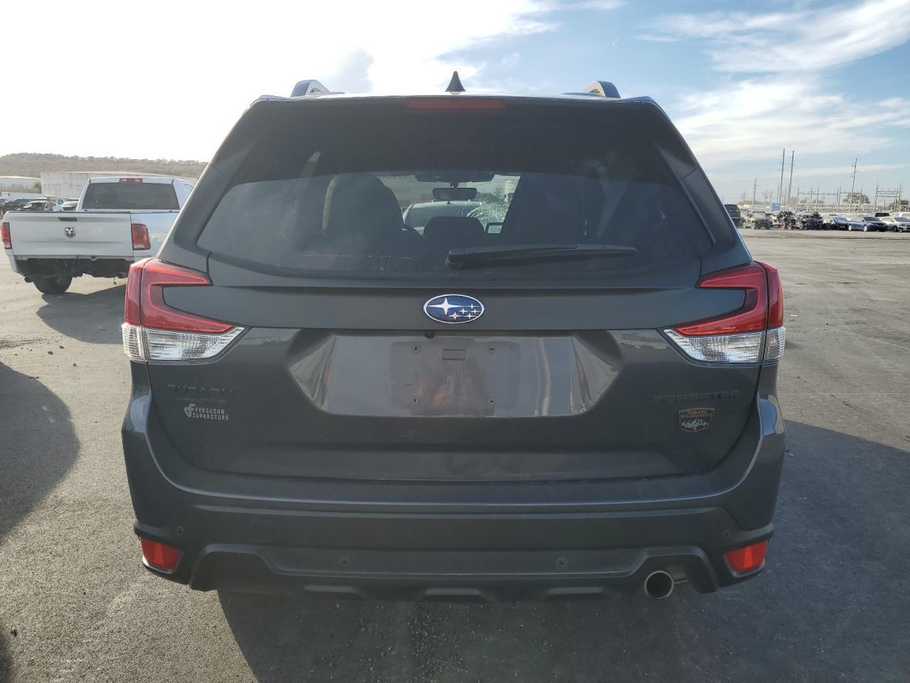 2024 SUBARU FORESTER