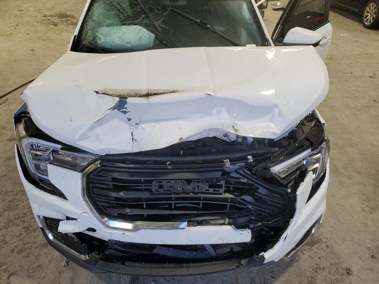 2023 GMC Terrain