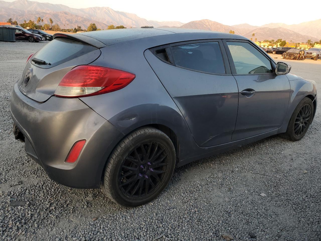 2016 HYUNDAI VELOSTER