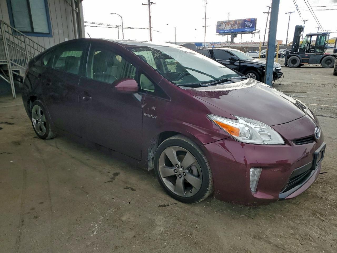 2013 TOYOTA PRIUS