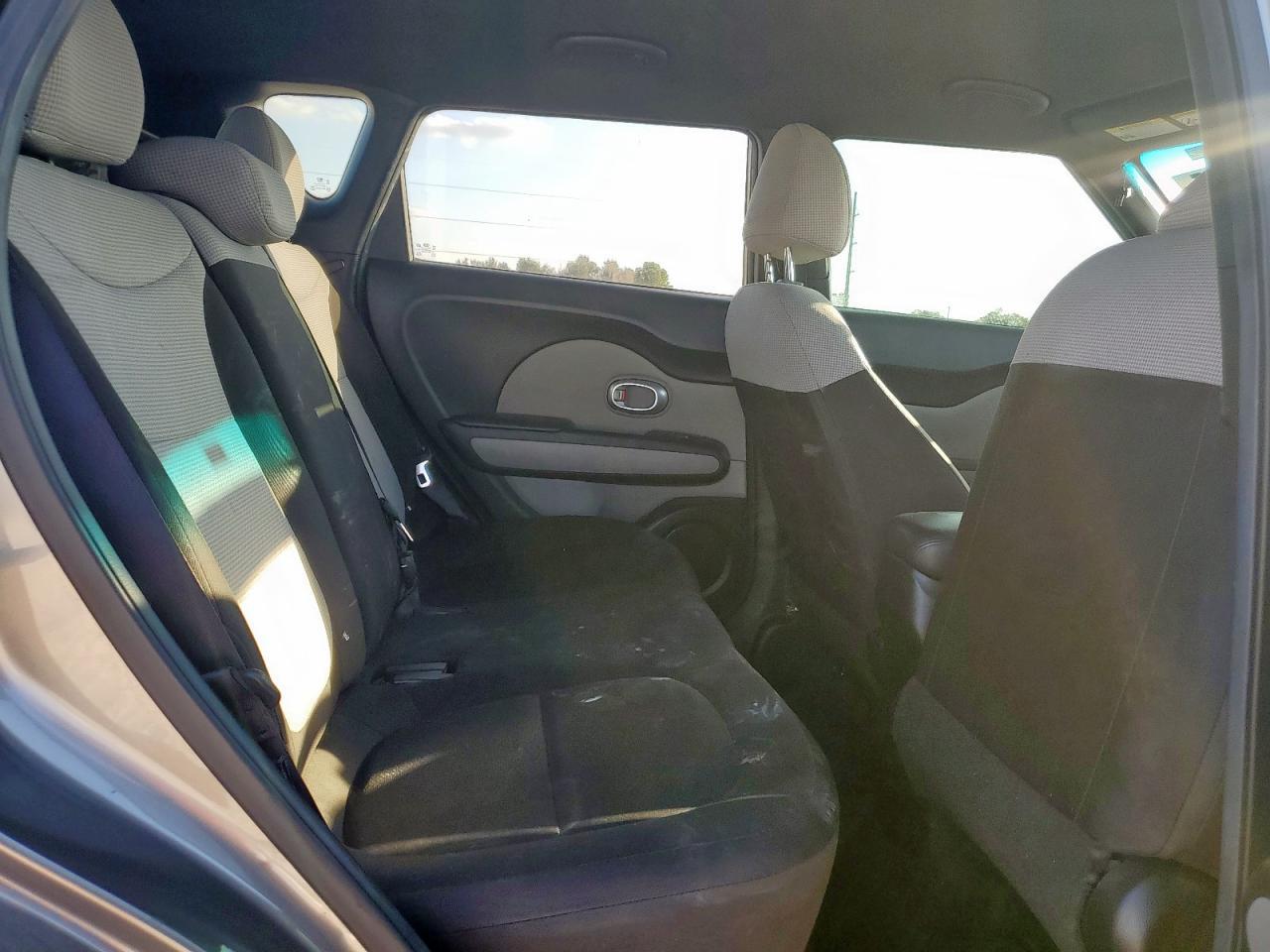 2017 KIA SOUL