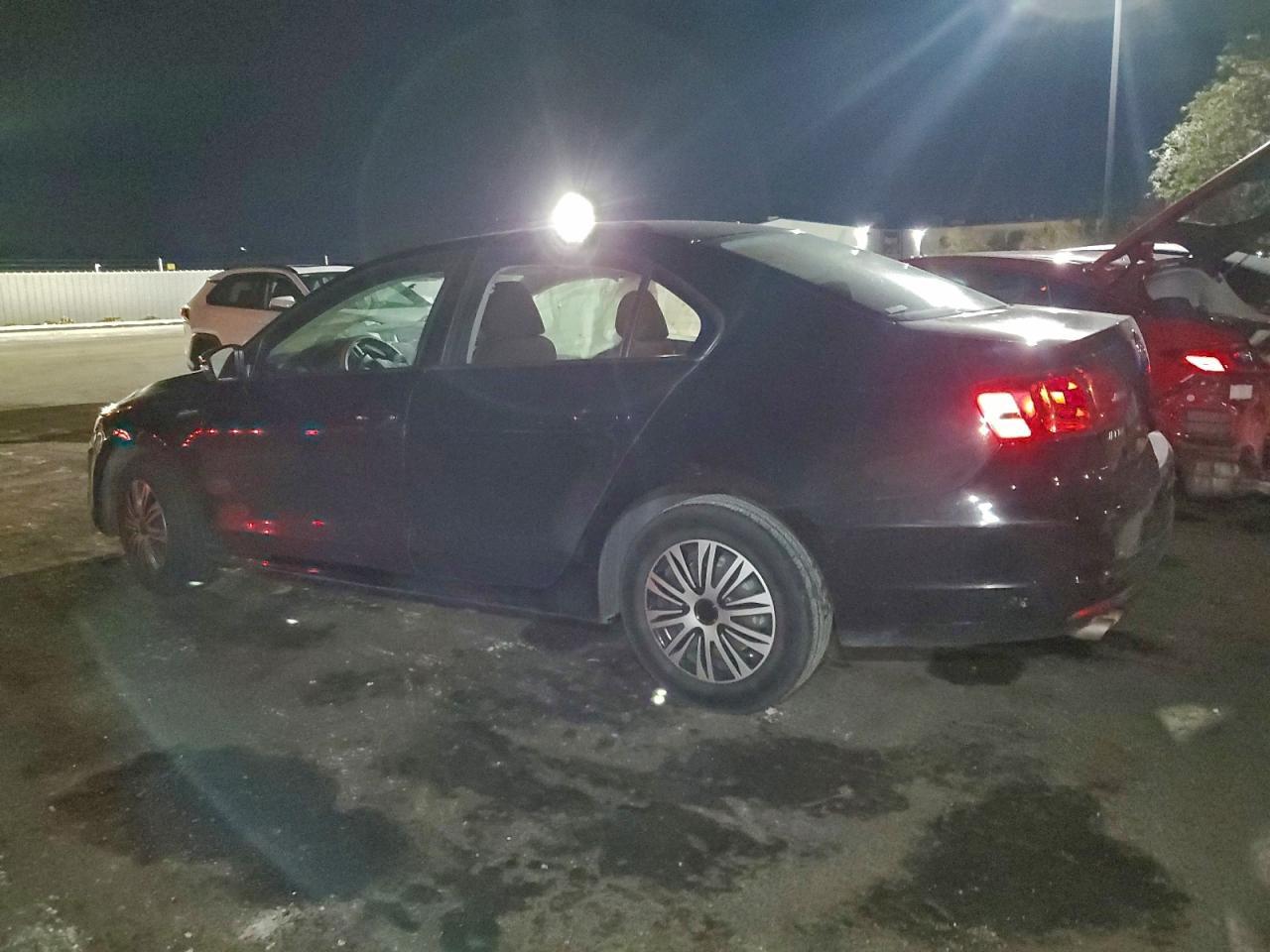 2011 VOLKSWAGEN JETTA