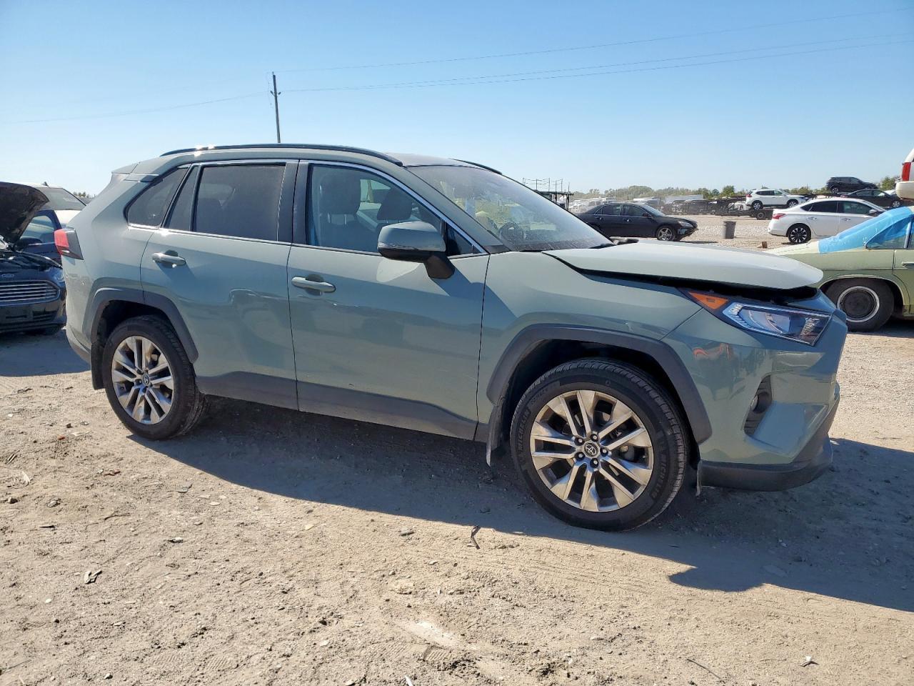 2019 TOYOTA RAV4