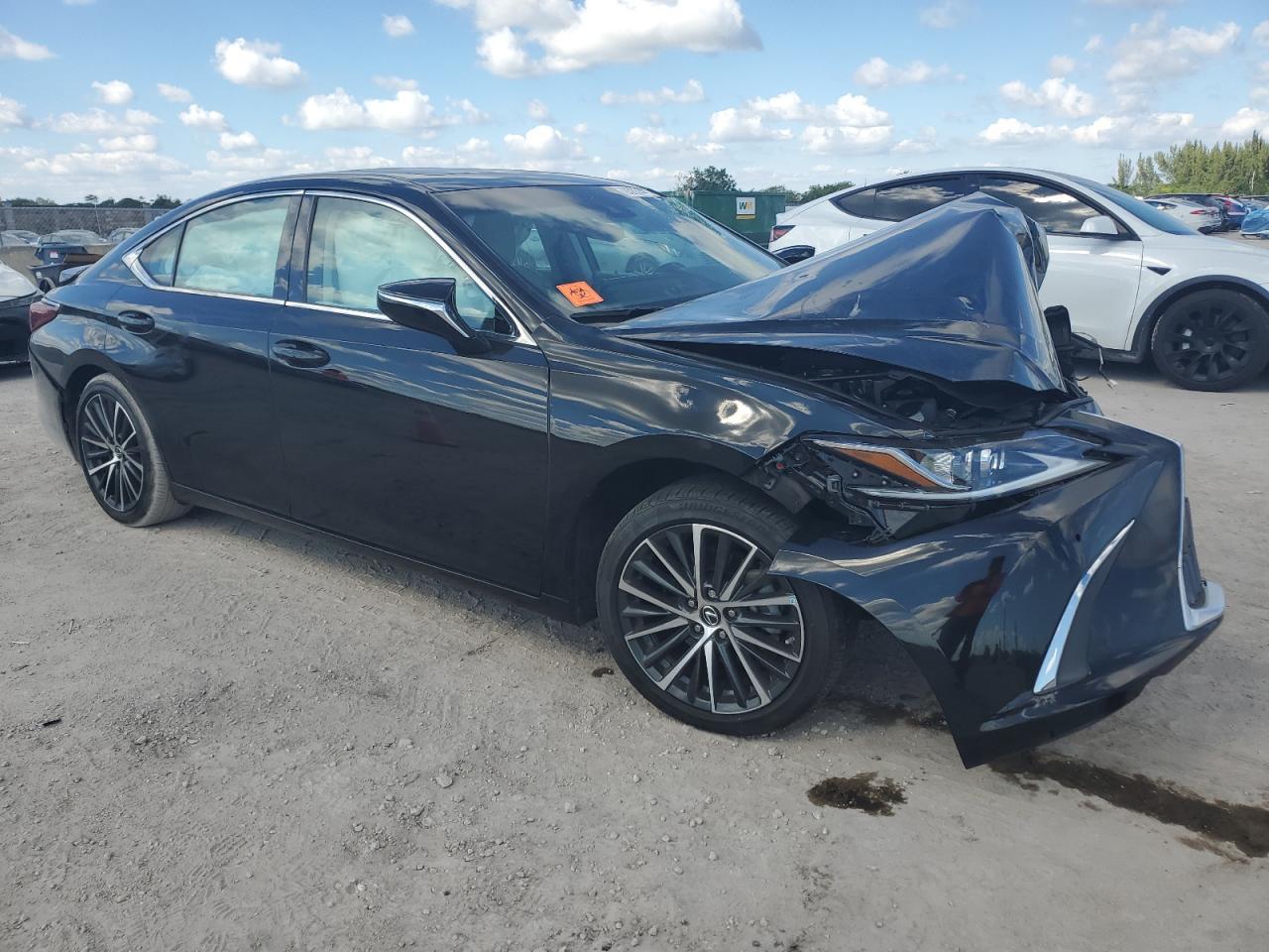 2024 LEXUS ES 300H