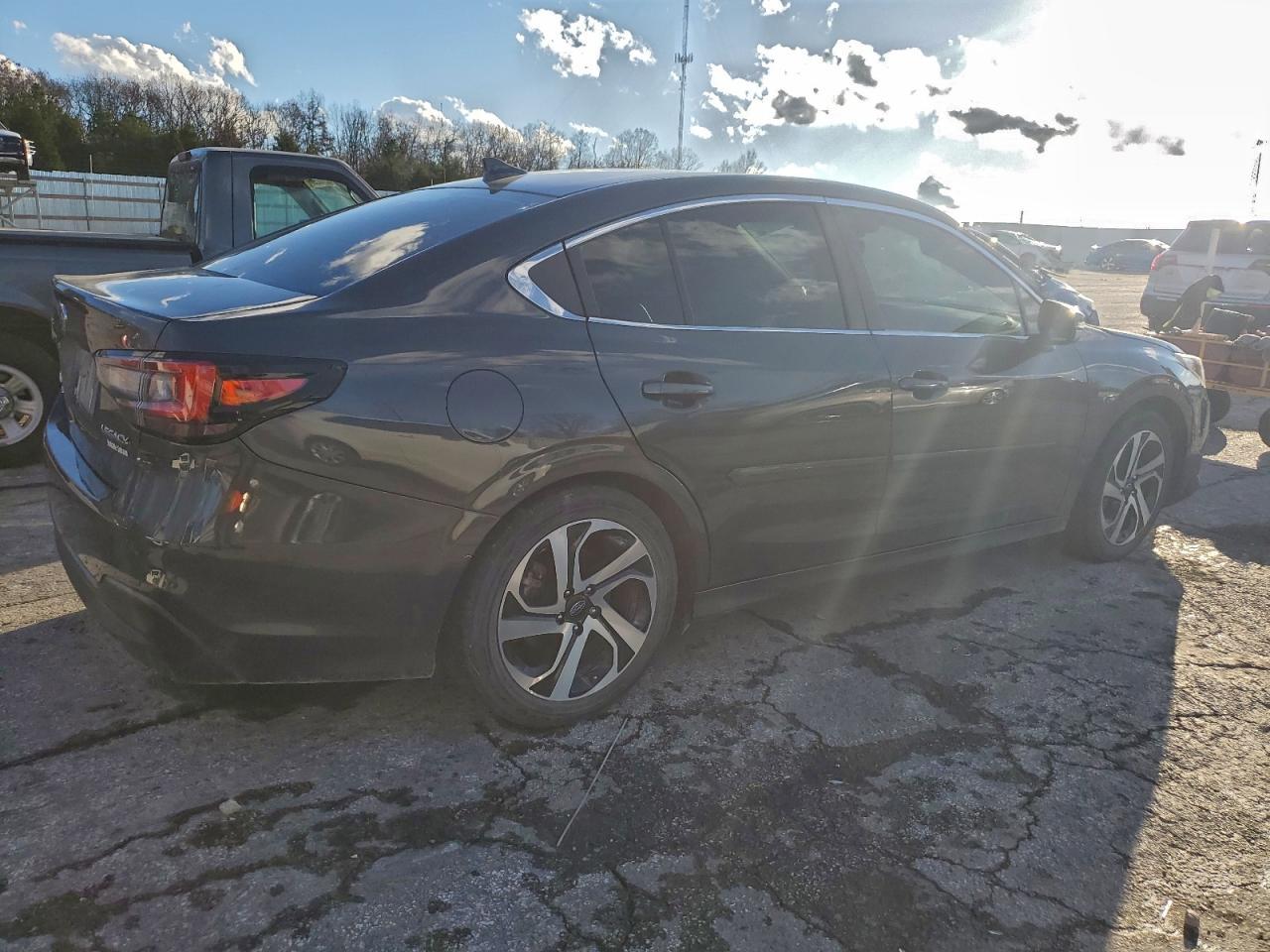 2022 SUBARU Legacy