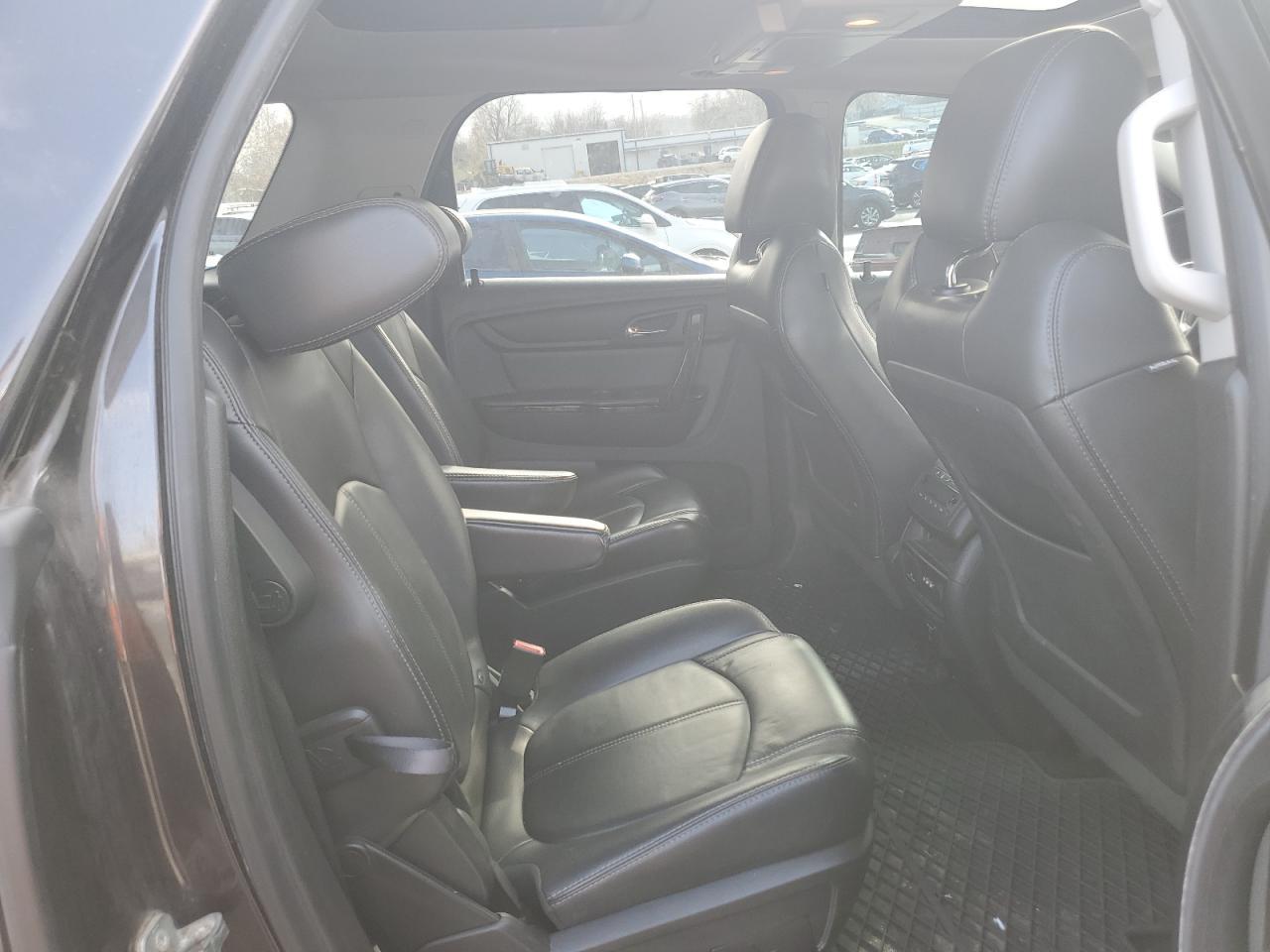 2016 GMC ACADIA