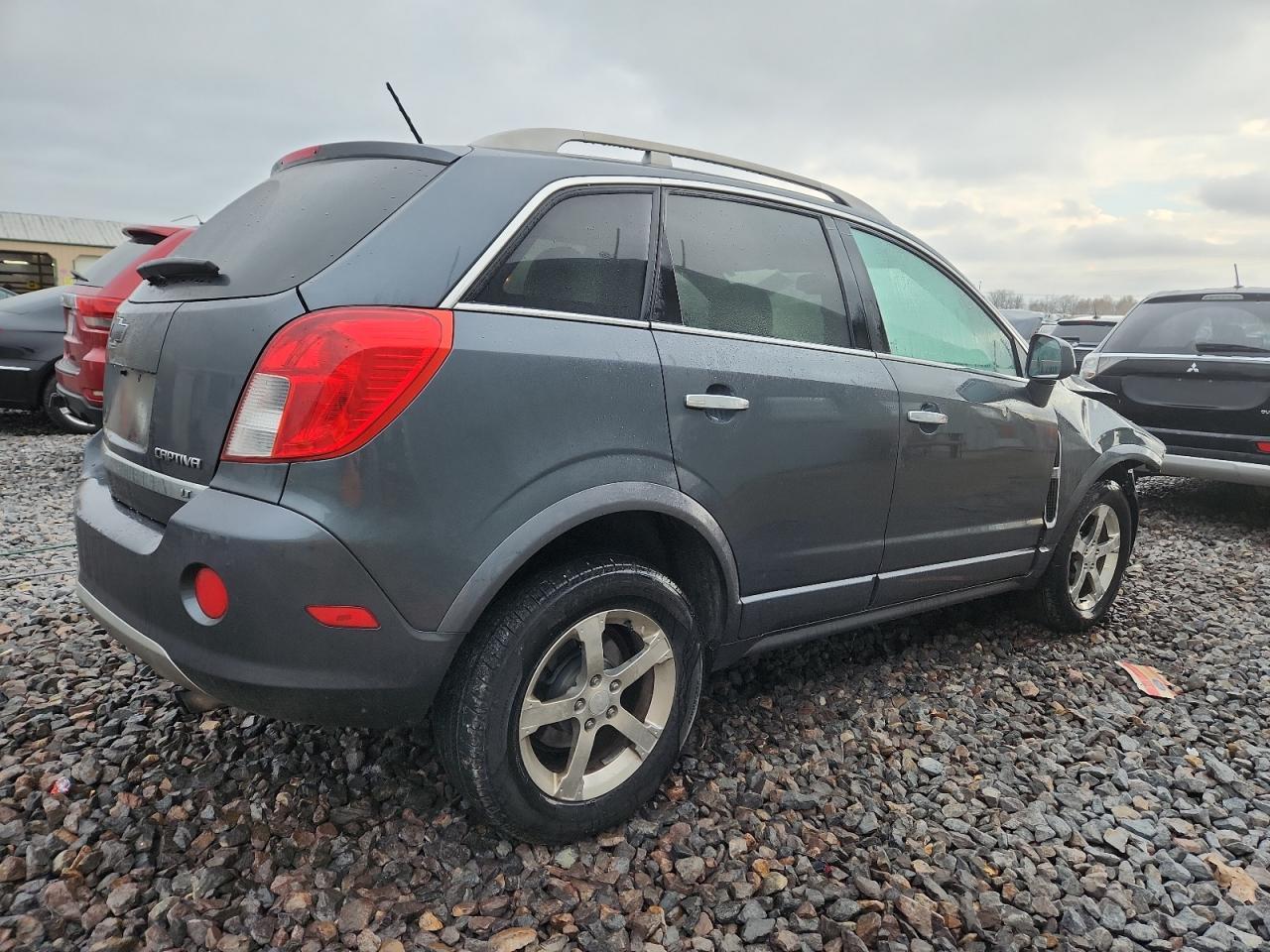 2013 CHEVROLET Captiva