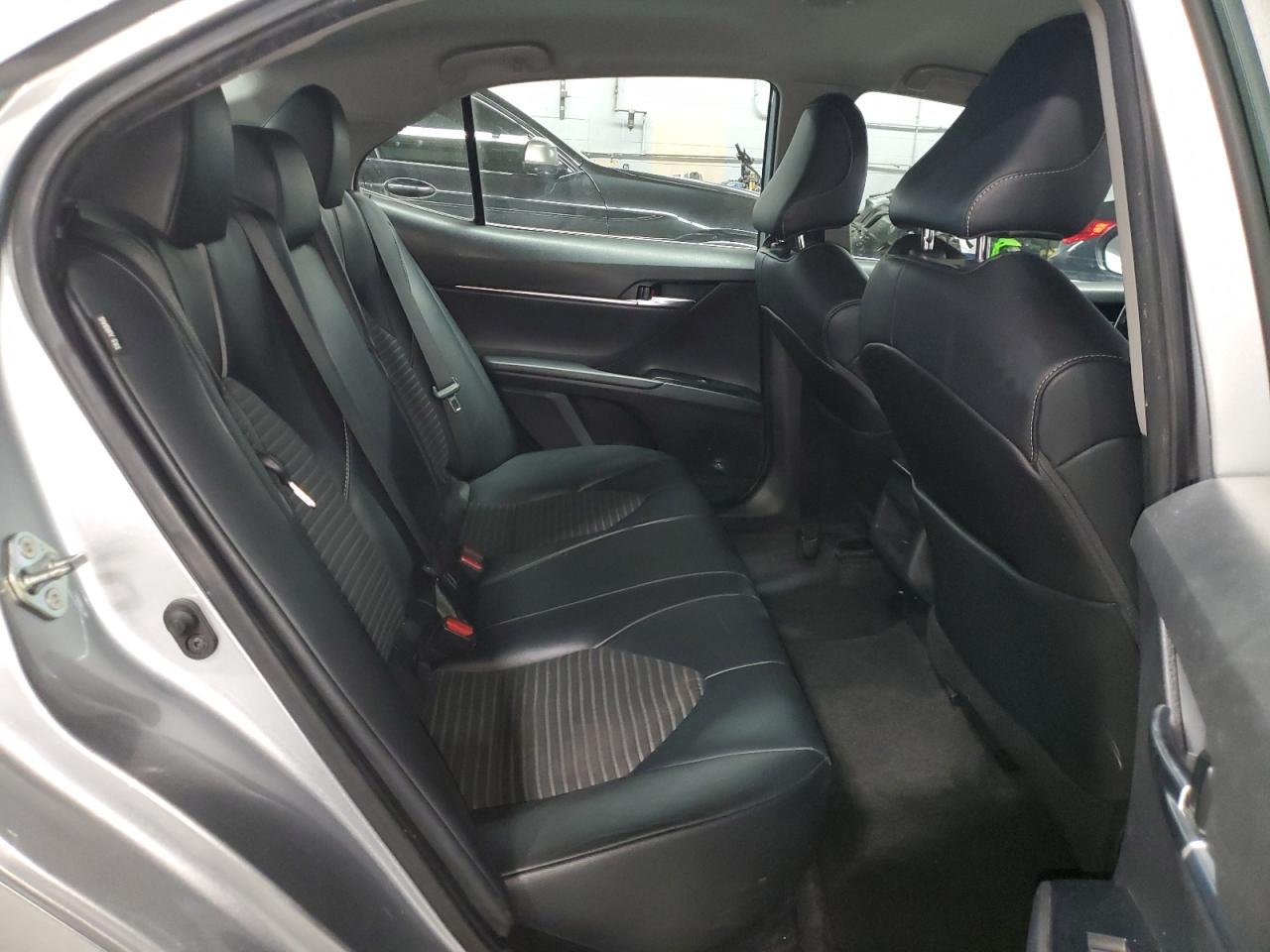 2020 TOYOTA CAMRY
