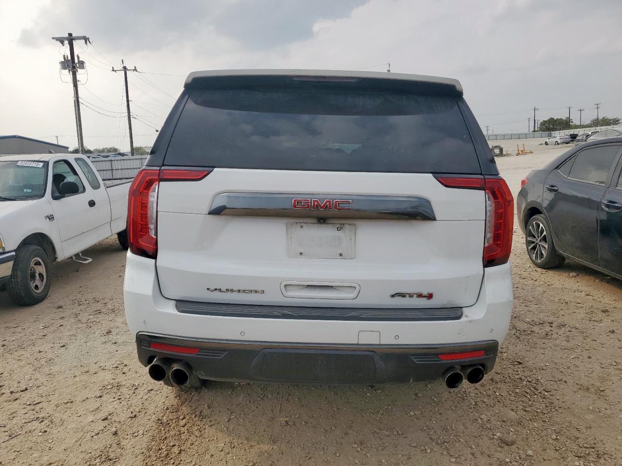 2022 GMC Yukon