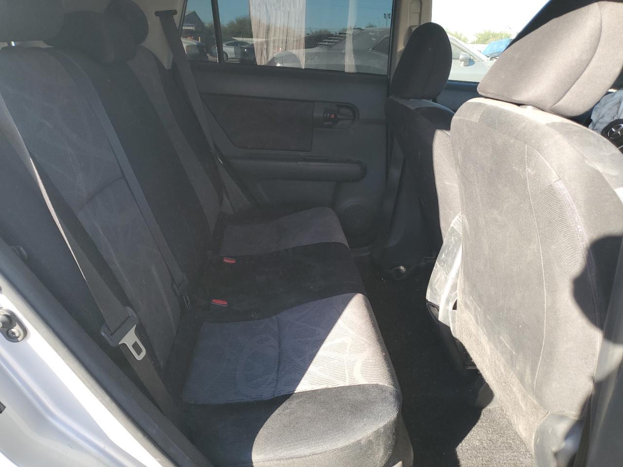 2015 TOYOTA SCION