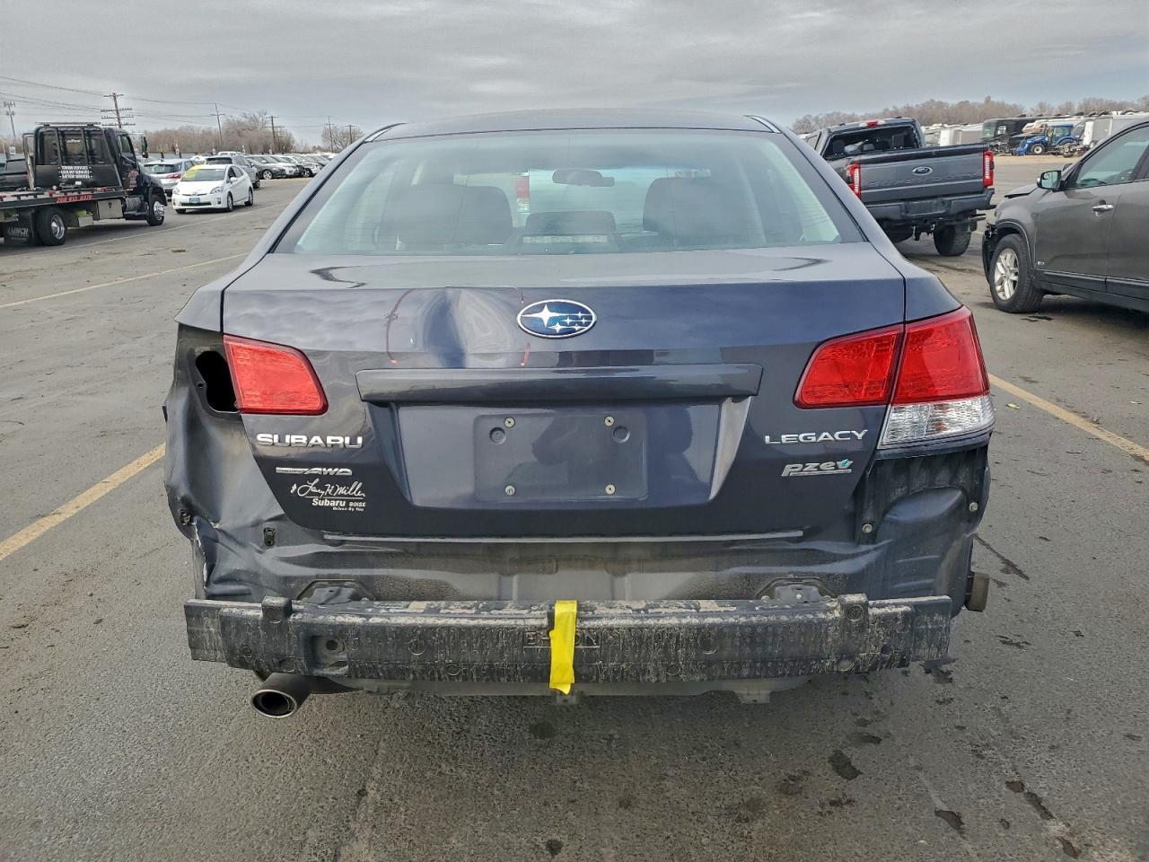 2010 SUBARU Legacy