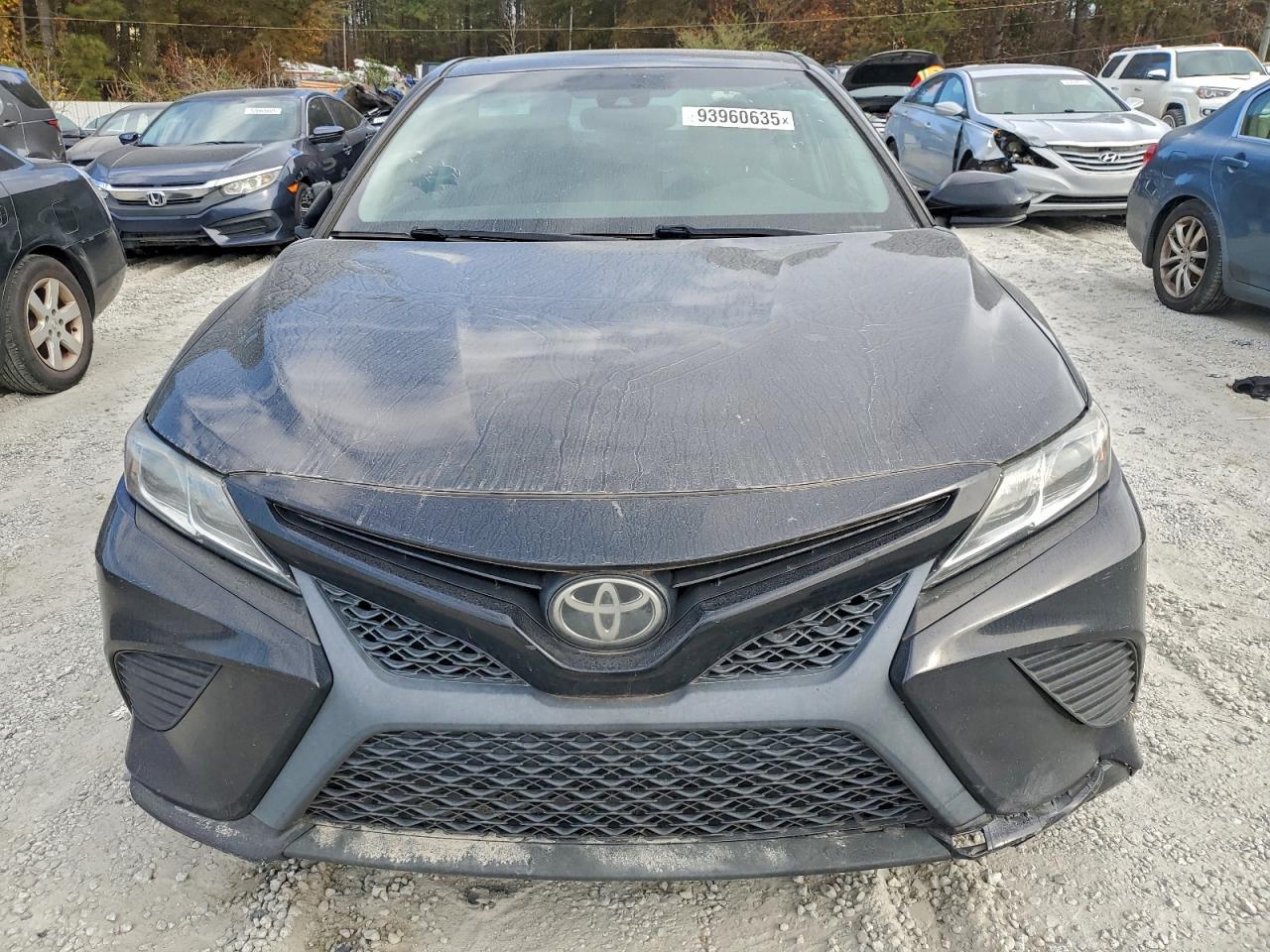 2018 TOYOTA CAMRY