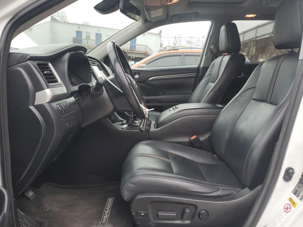 2017 TOYOTA HIGHLANDER