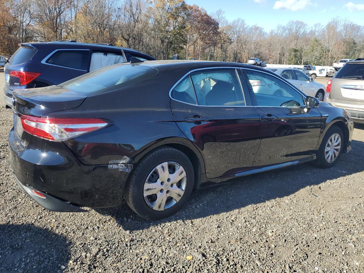 2019 TOYOTA CAMRY