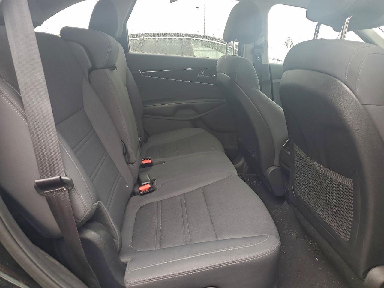 2016 KIA SORENTO