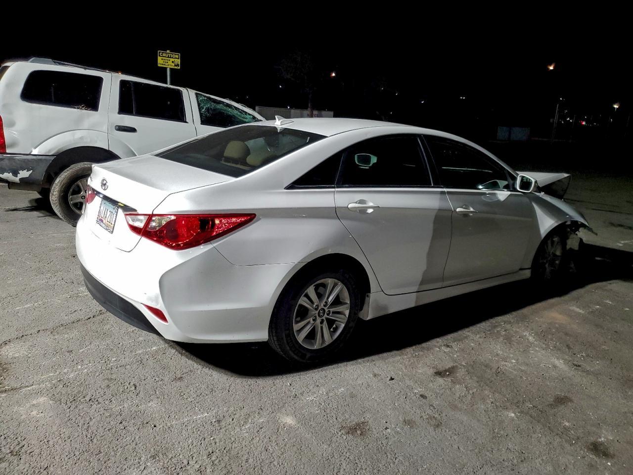 2014 HYUNDAI SONATA