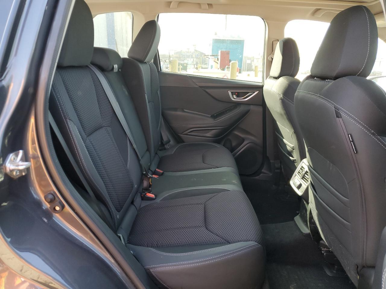 2023 SUBARU FORESTER