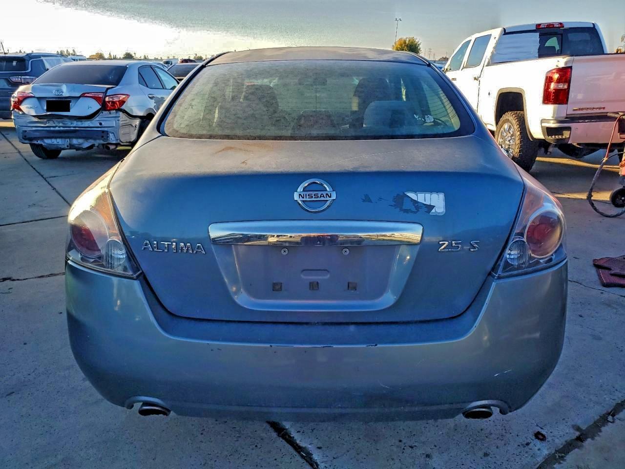 2011 NISSAN ALTIMA