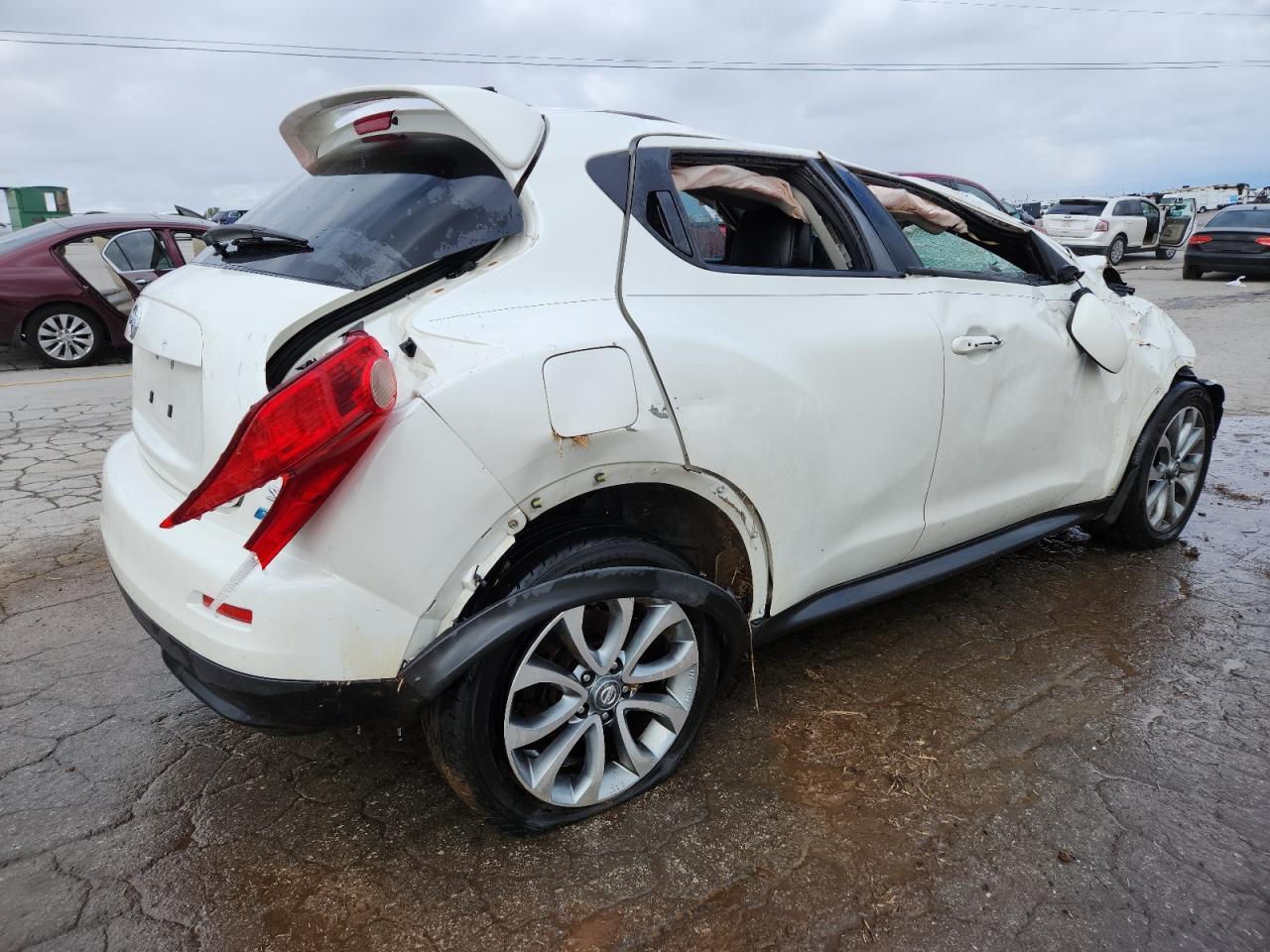 2013 NISSAN Juke