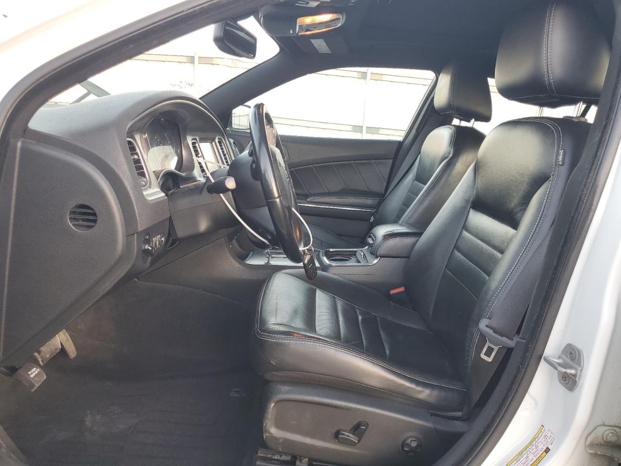 2011 DODGE CHARGER