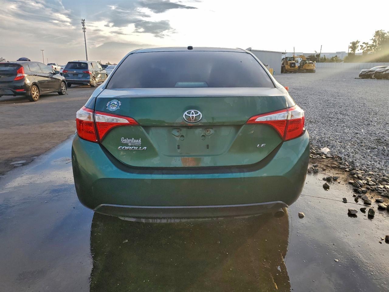 2015 TOYOTA COROLLA