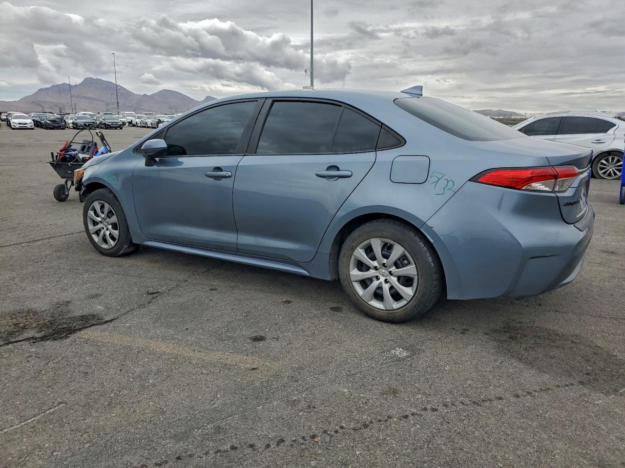 2021 TOYOTA COROLLA