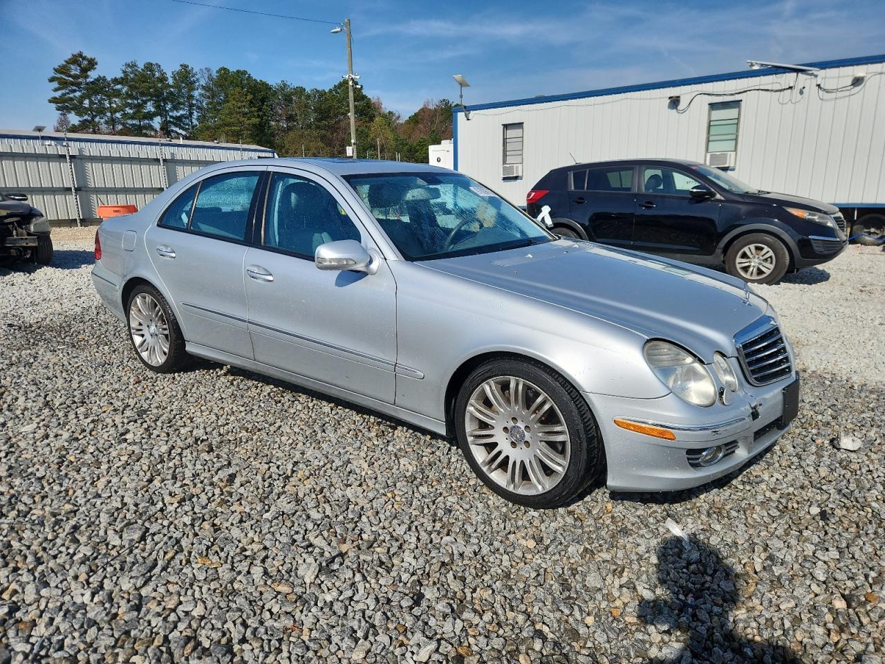 2008 MERCEDES-BENZ E-Class