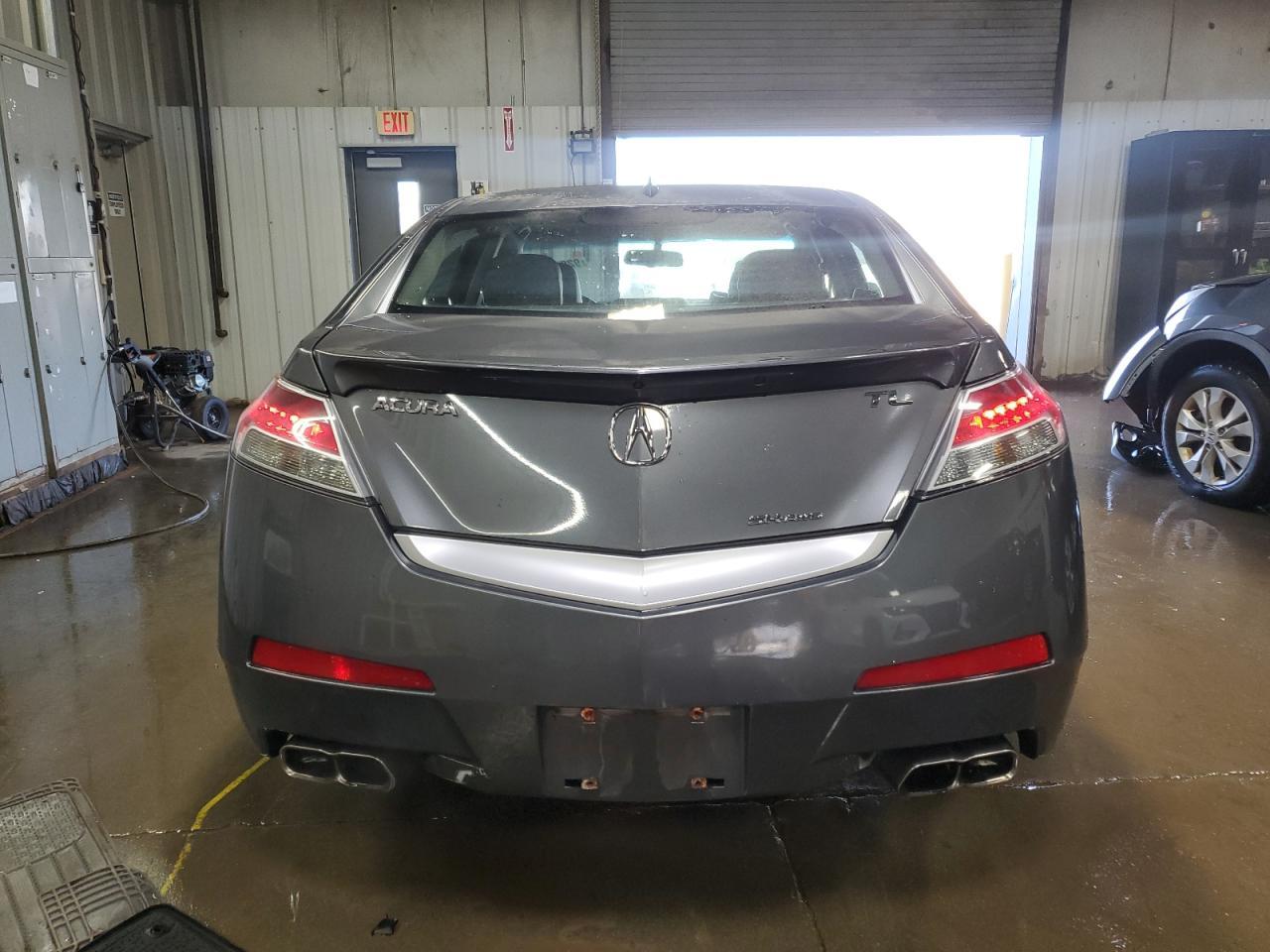 2010 ACURA TL