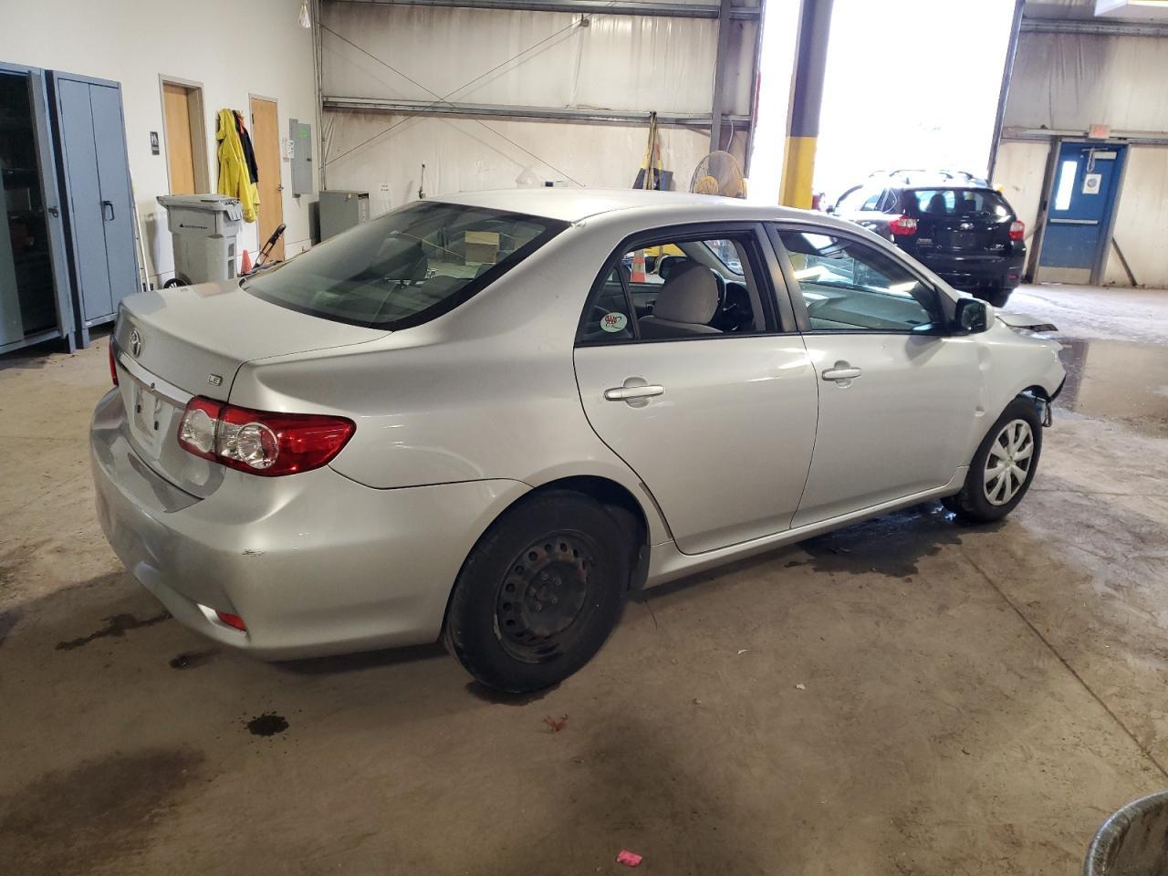 2011 TOYOTA COROLLA