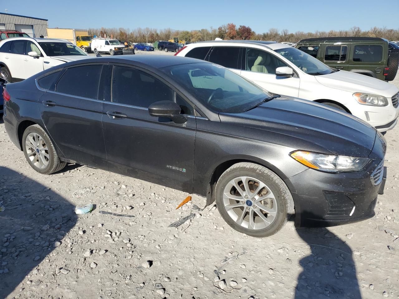 2019 FORD FUSION