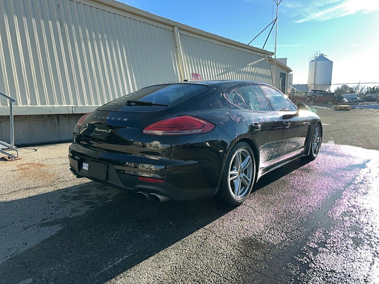 2014 PORSCHE Panamera