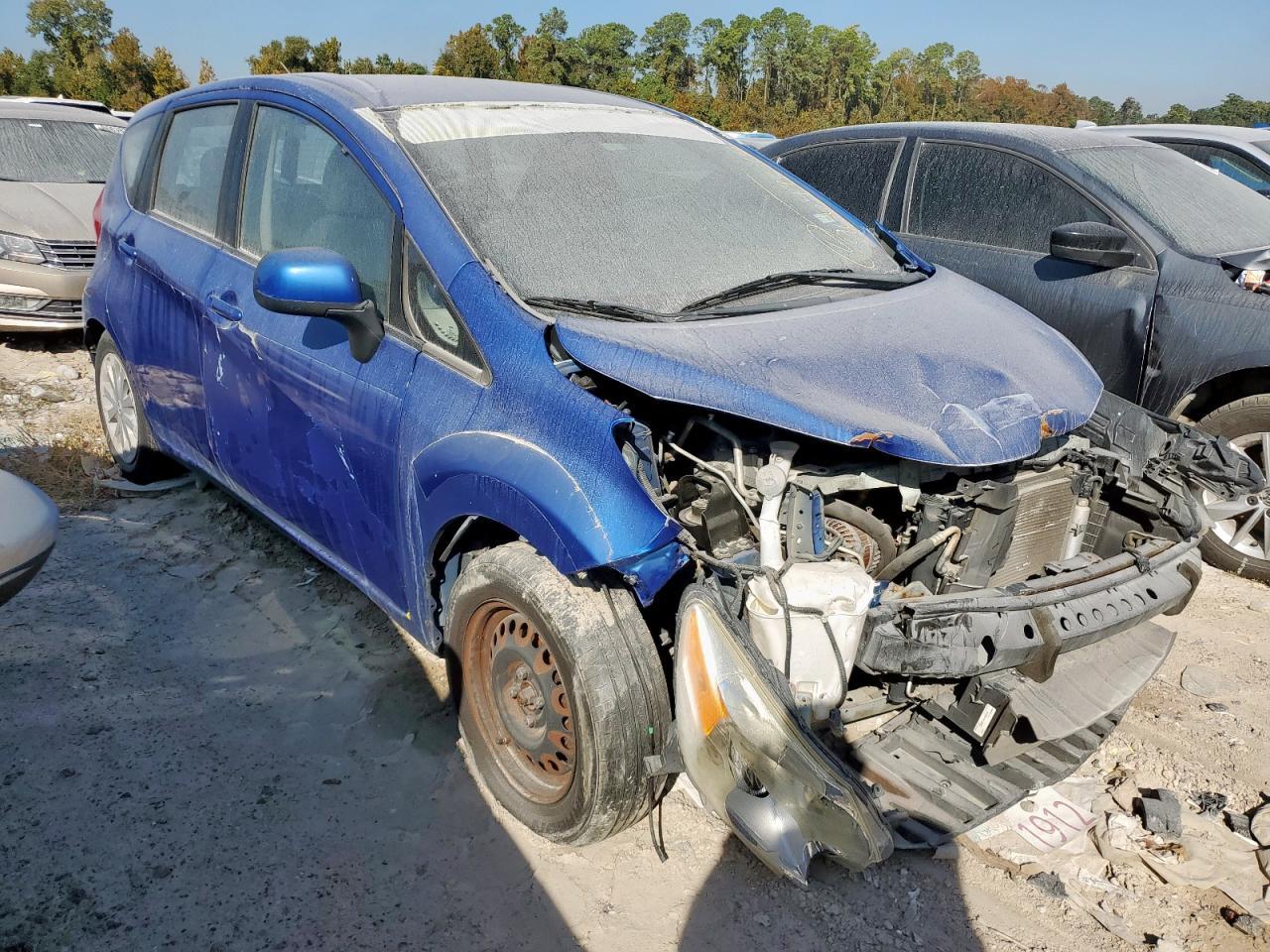 2014 NISSAN Versa Note