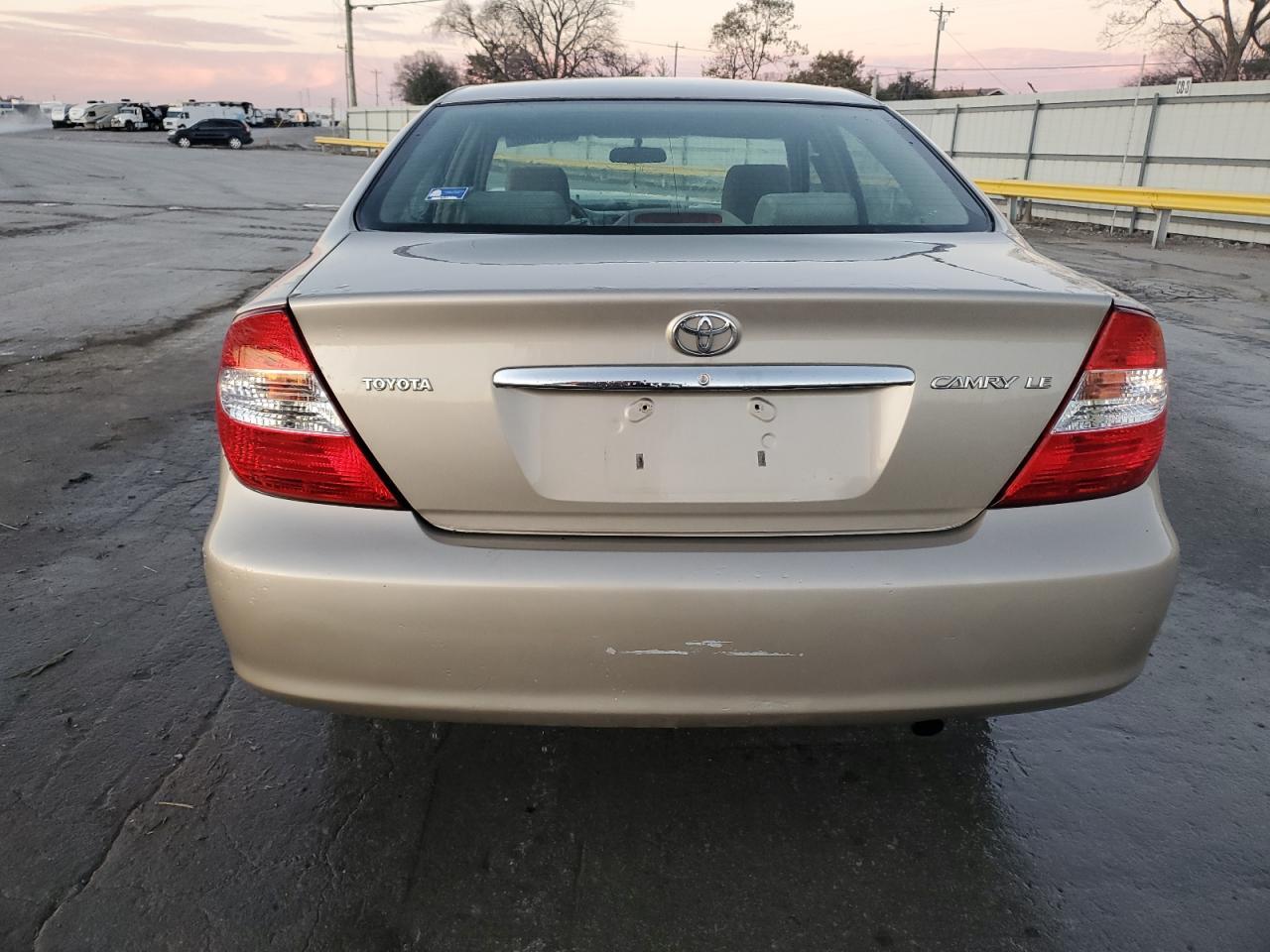 2002 TOYOTA CAMRY