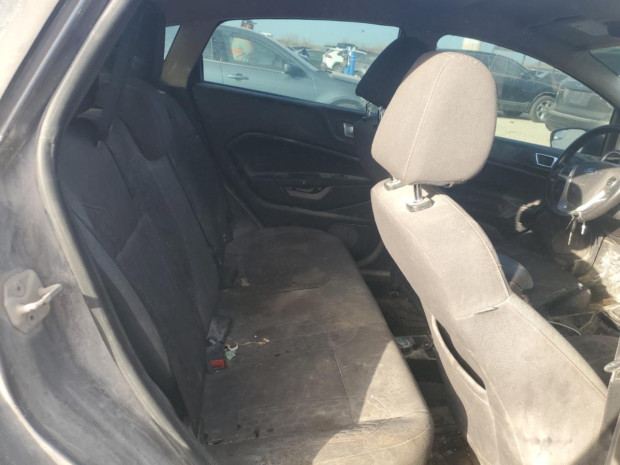 2014 FORD Fiesta