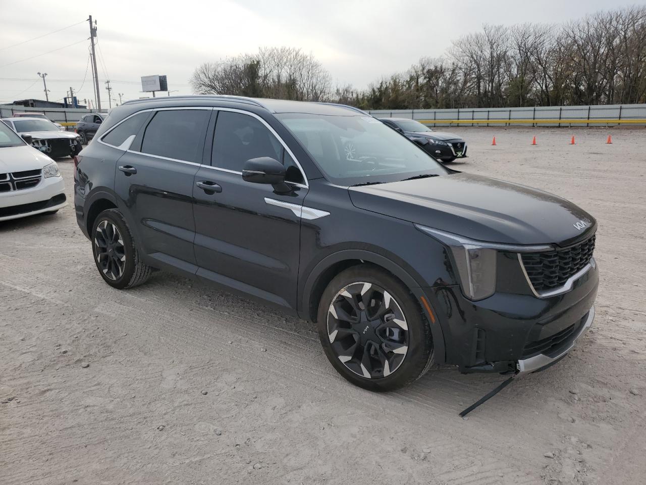 2025 KIA SORENTO
