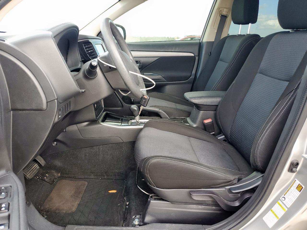2018 MITSUBISHI outlander