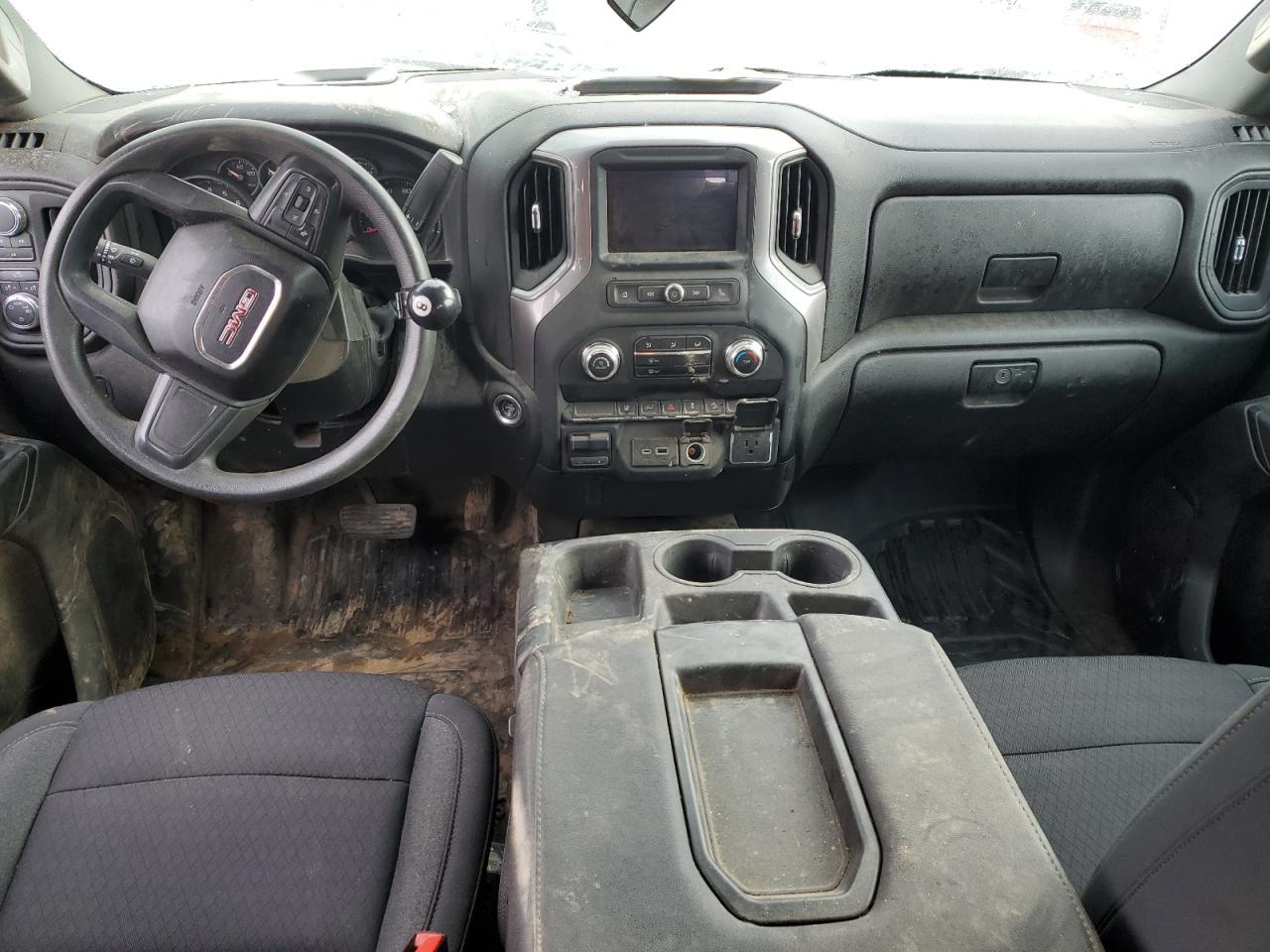 2024 GMC Sierra