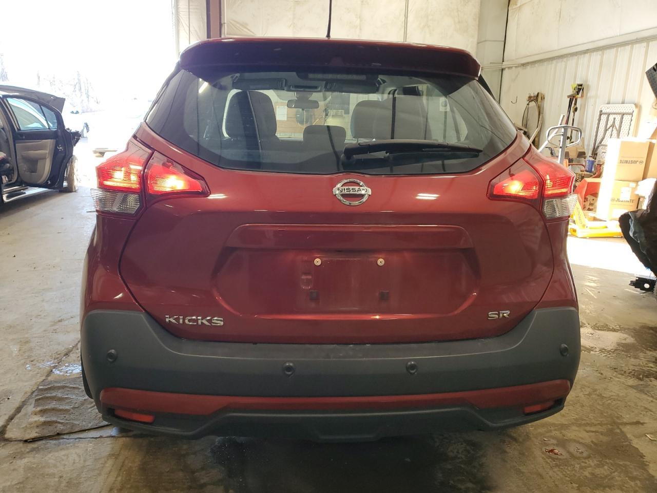 2020 NISSAN KICKS