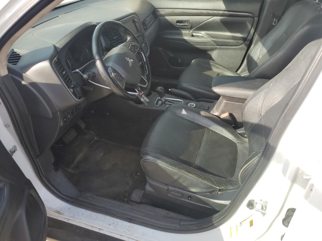 2016 MITSUBISHI outlander