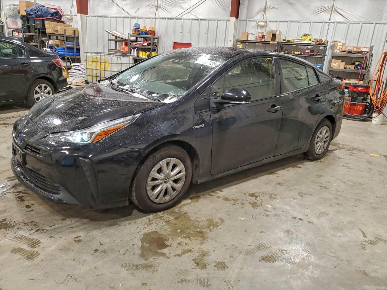 2022 TOYOTA PRIUS