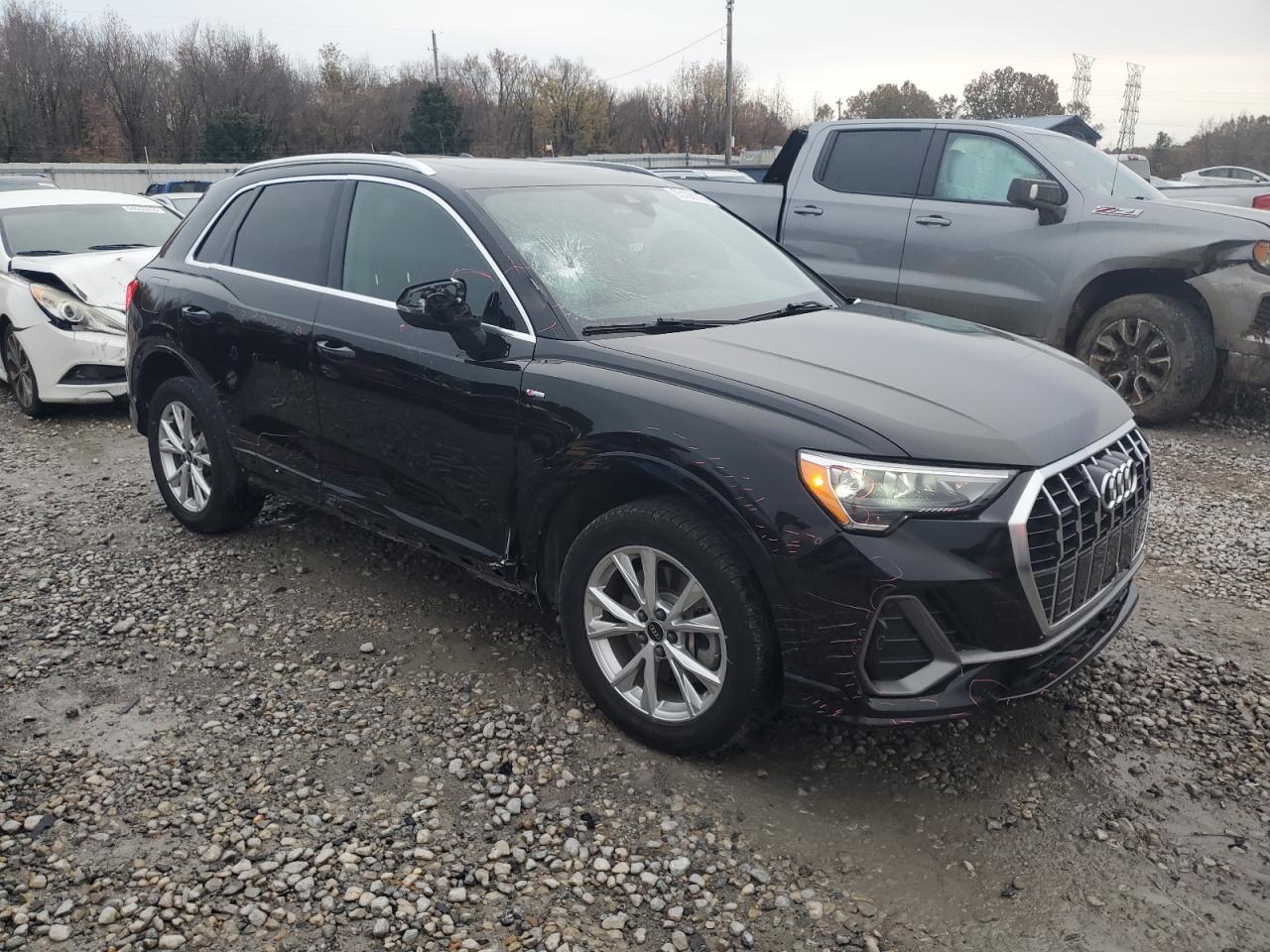 2022 AUDI Q3