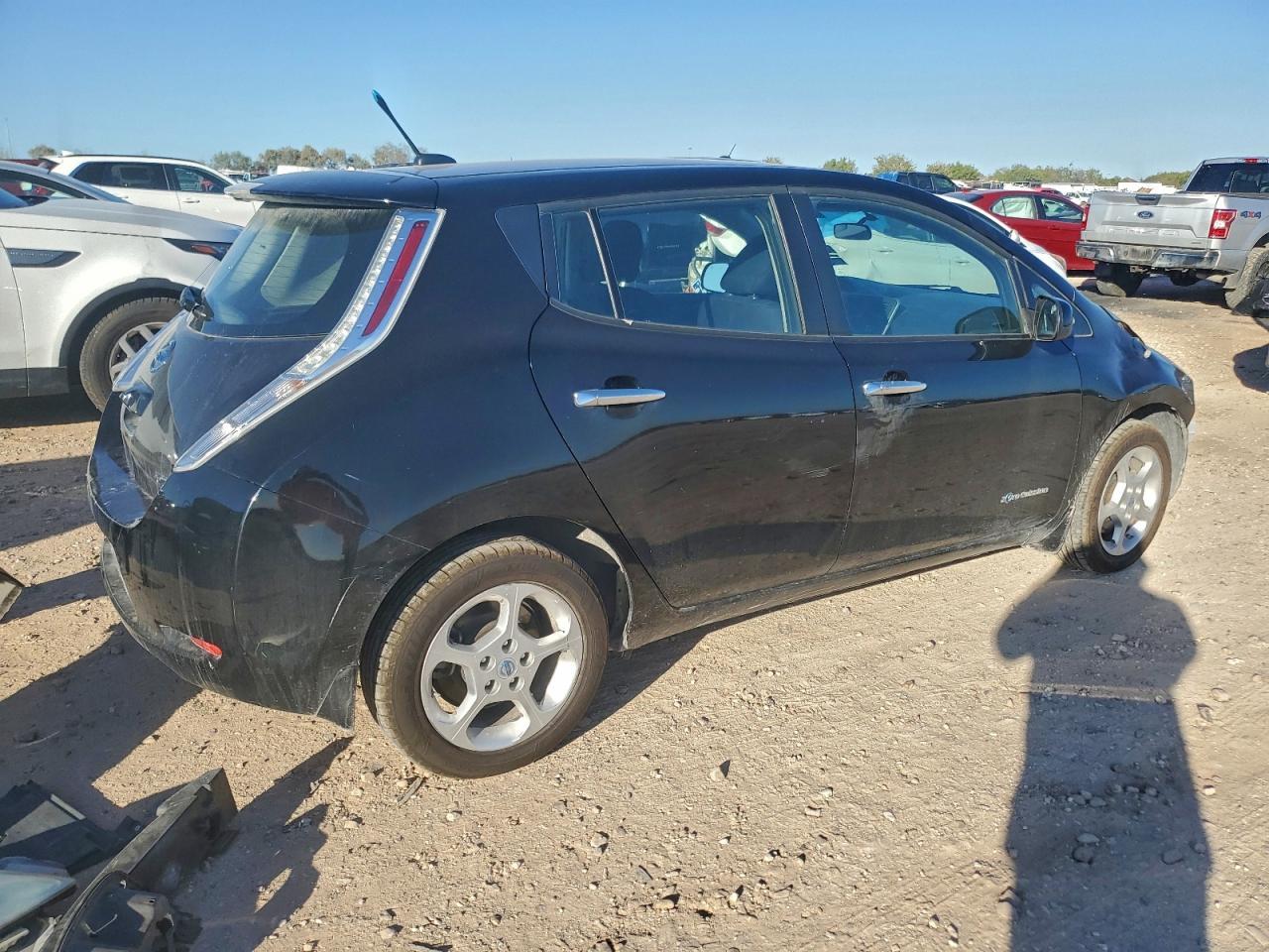 2014 NISSAN LEAF