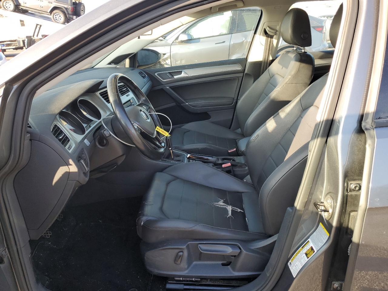 2015 VOLKSWAGEN GOLF