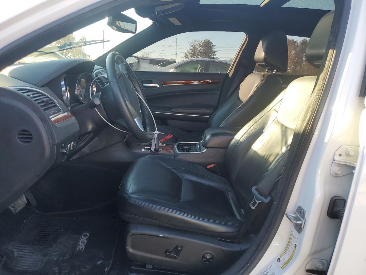 2013 CHRYSLER 300