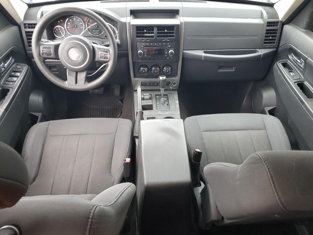 2011 JEEP Liberty