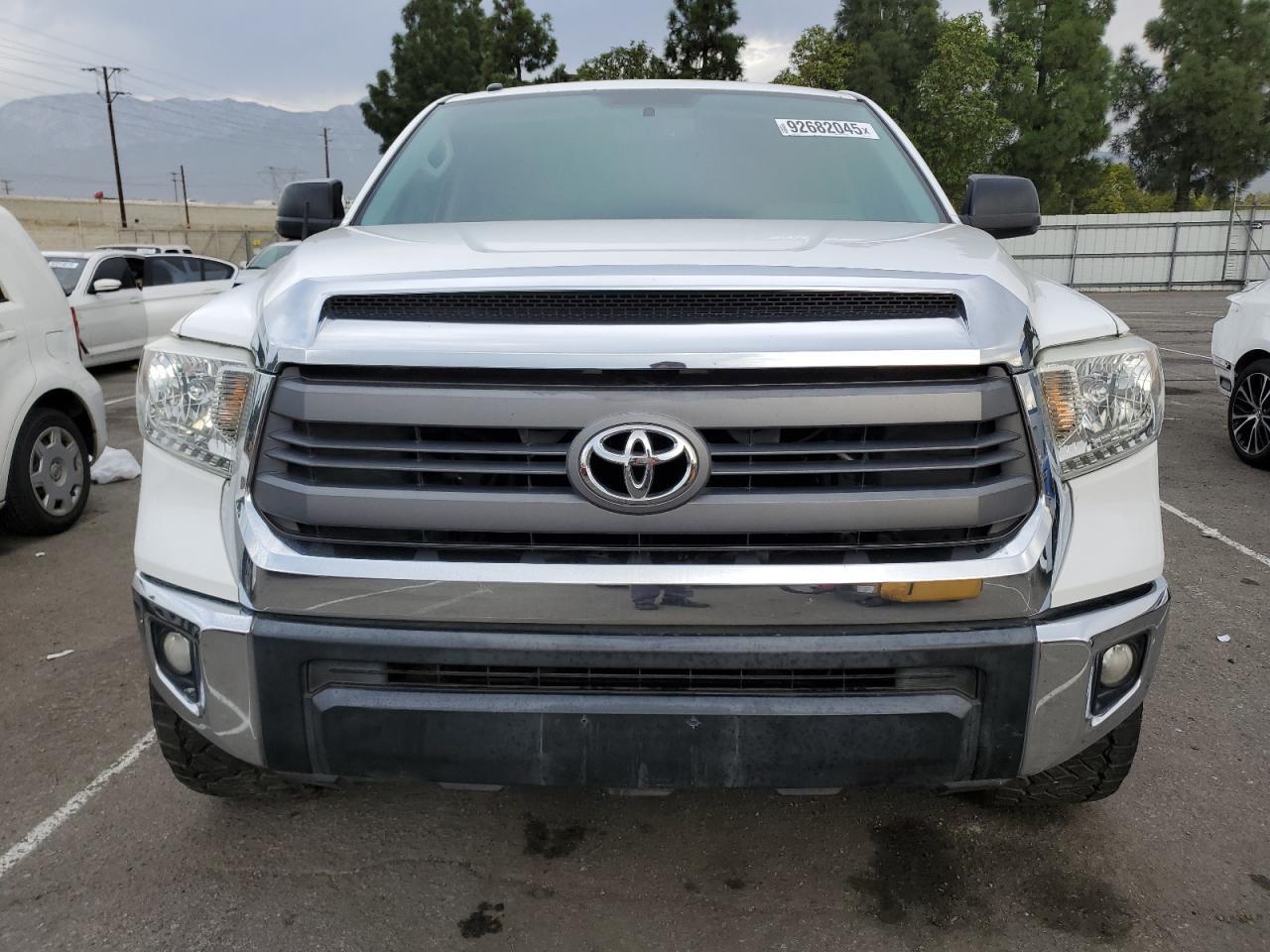 2014 TOYOTA TUNDRA